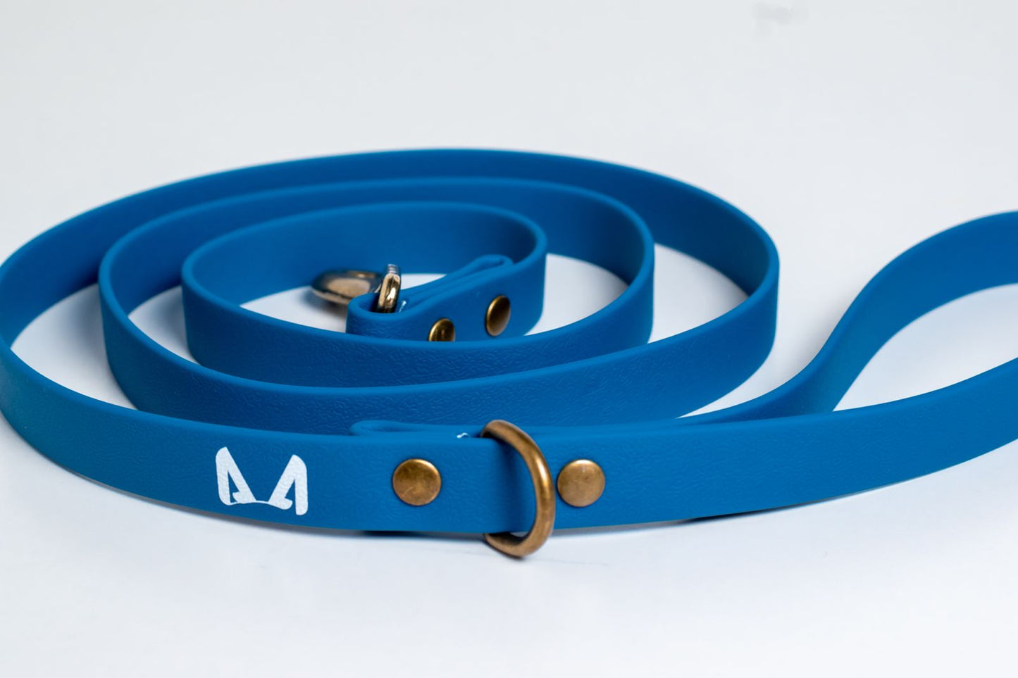 Biothane Dog Leash – Strong, Waterproof, Adventure-Ready Leash