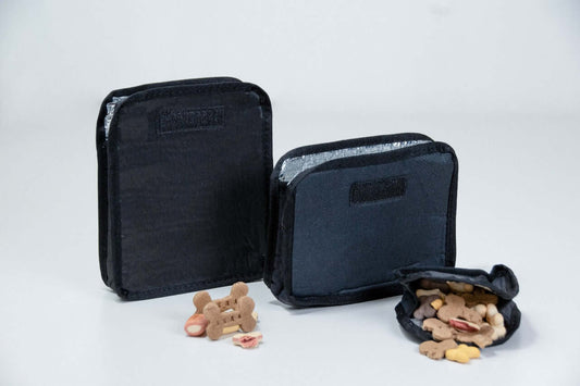 Three sized insulated sleeve for treats
