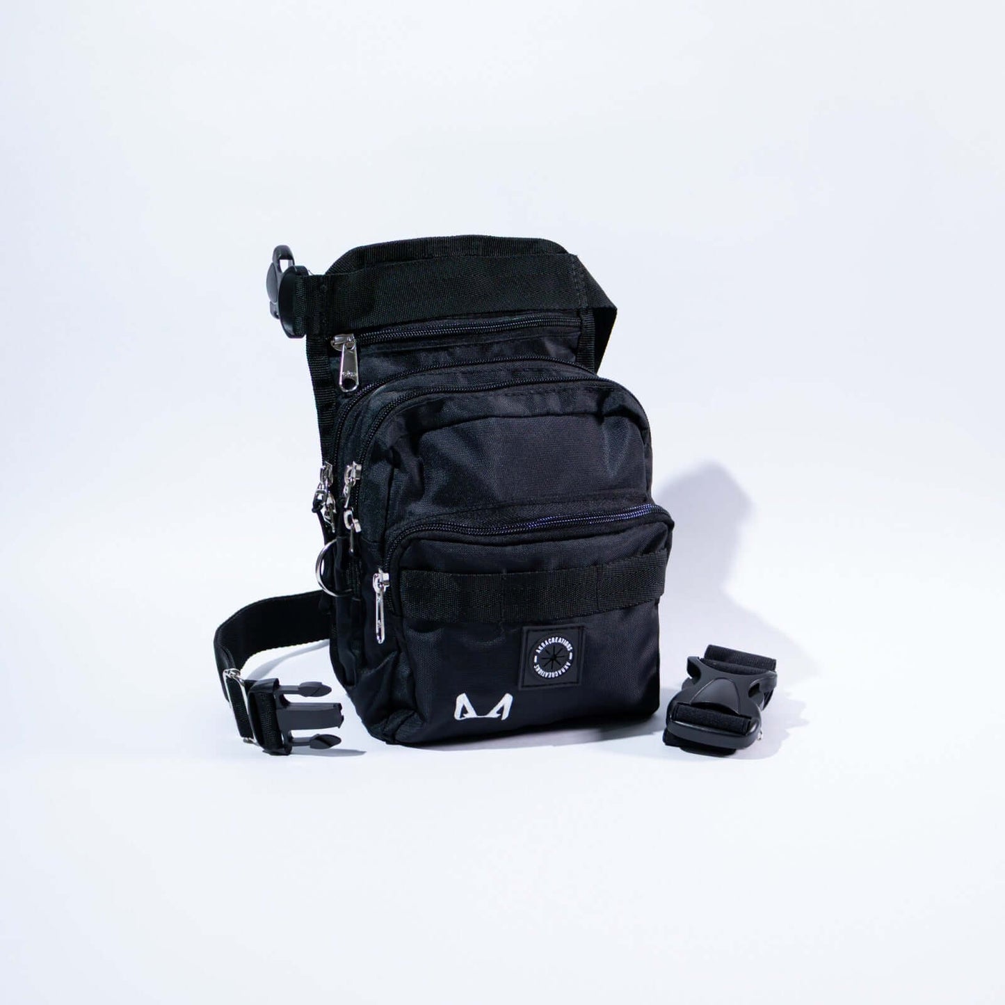 Thigh Treat Bag – Dog Training & Hiking Pouch