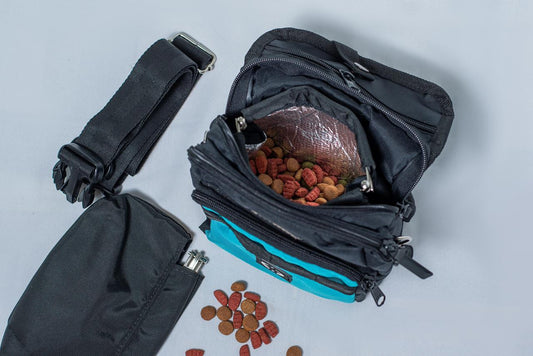 Insulated sleeve with metal closure